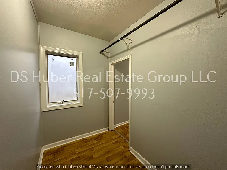 813 N Jenison Ave — Photo 11