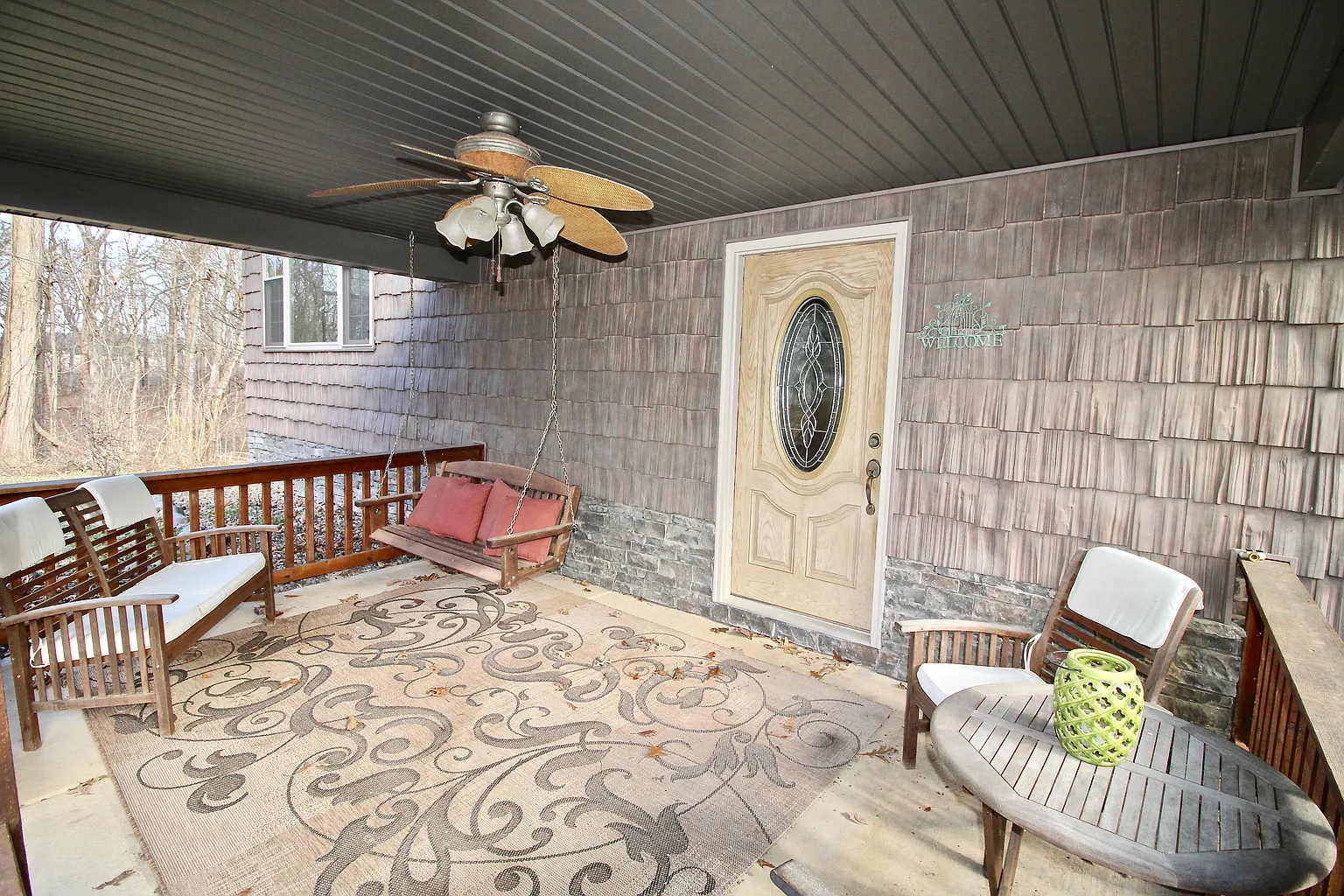 21870 Woodland Meadows Ln photo 1