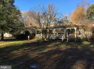 102 Virginia Rd, Stevensville, MD 21666