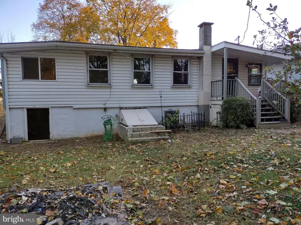 31 Berkley Park Rd, Reading, PA 19605