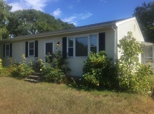 91 Canterbury Rd, South Kingstown, RI 02879