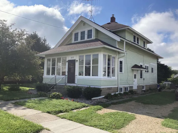 212 Warren Street, Albany, WI 53502