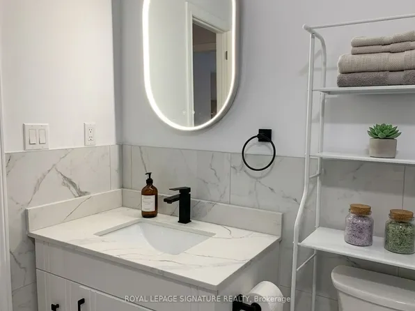 21 Navy Ct #Basement, Vaughan, ON L6A 3X8