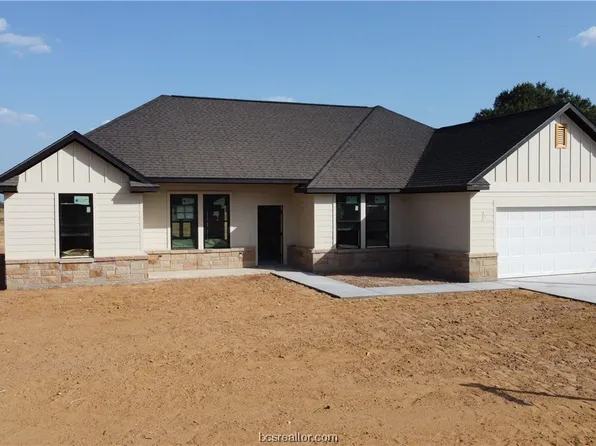 709 3rd St, Somerville, TX 77879