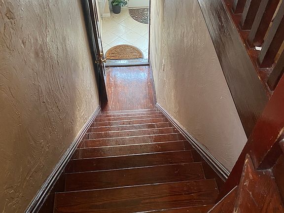 2nd image of 52 2nd St Floor 2