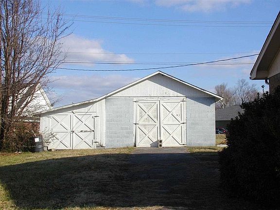 4th image of 206 Morningside Dr