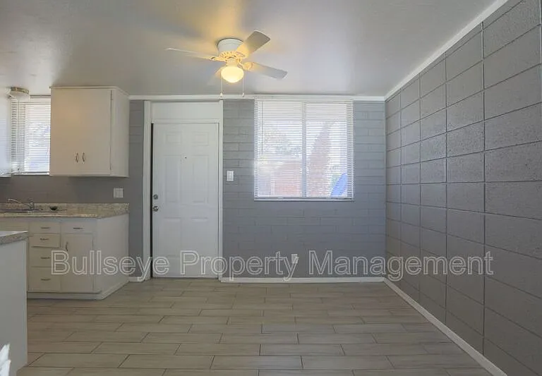 249 S Hobson — Photo 8