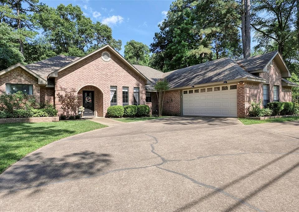 1st image of 539 Dogwood Ln