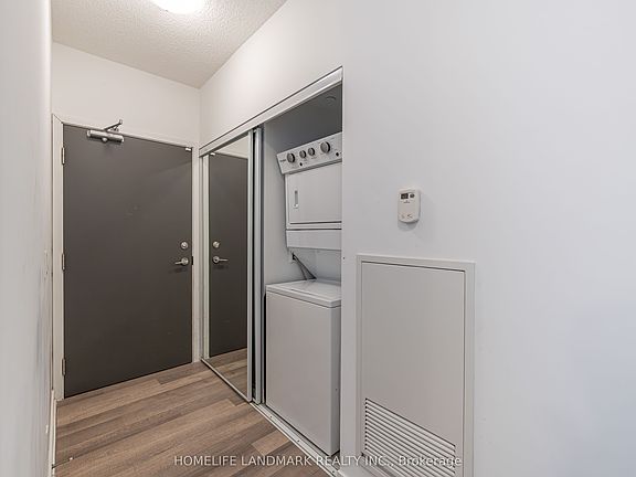 5th image of 5180 Yonge St #1207