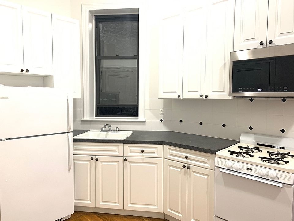 1st image of 182 Prospect Park W APT 1