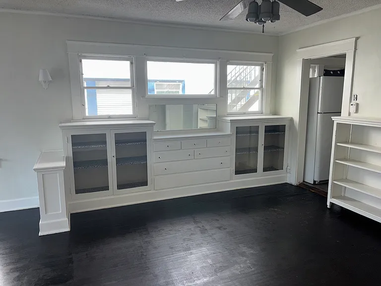1035 E 2nd St #1035 — Photo 10