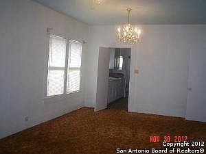 5th image of 1715 W Laurel