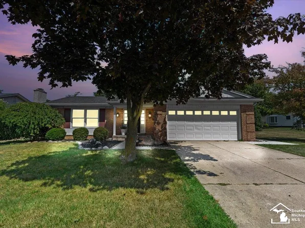 18503 Valleyview St, Riverview, MI 48193