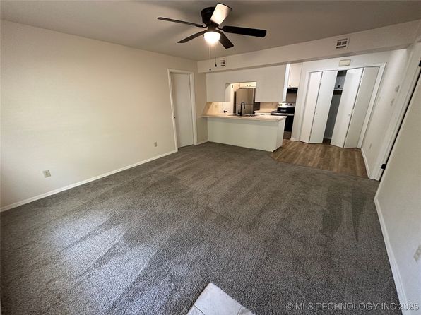 1805 S Peaceable Rd APT 12