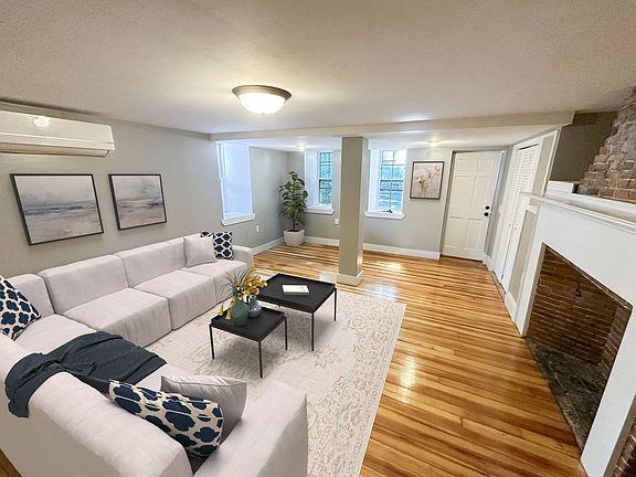 5th image of 33 King St Unit 3