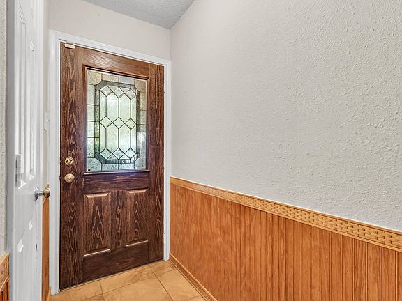 4th image of 170 Circle Dr