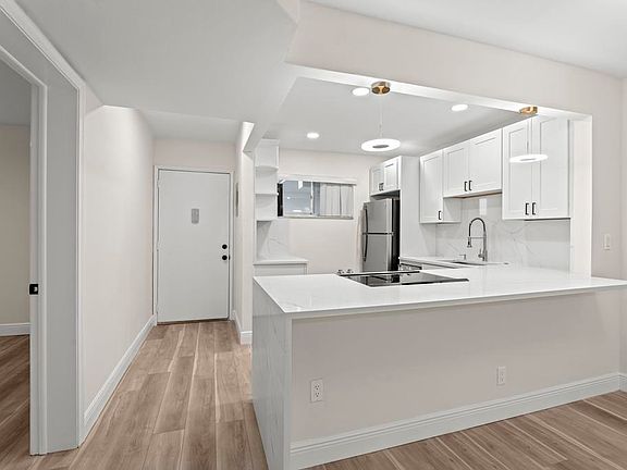 2nd image of 2855 S Garden Drive #312
