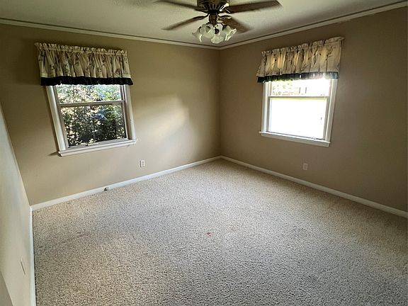 4th image of 2823 Ashley Ave