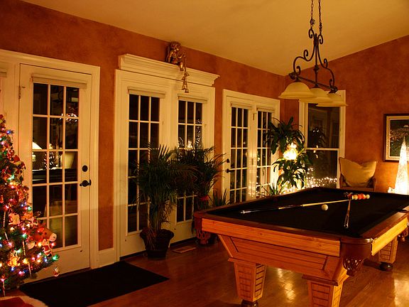 5th image of 125 Char Oak Dr