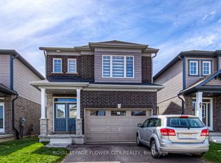 51 Beauchamp Dr, Cambridge, ON N1S 0B9