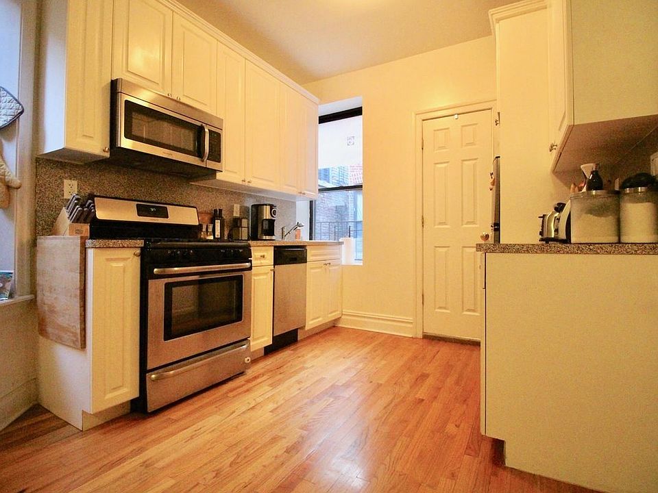 1st image of 414 Amsterdam Ave APT 5S
