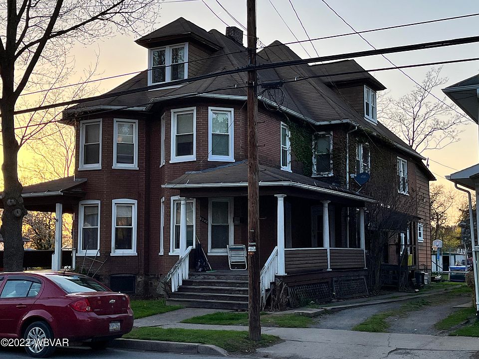 2nd image of 1204 W Southern Ave S