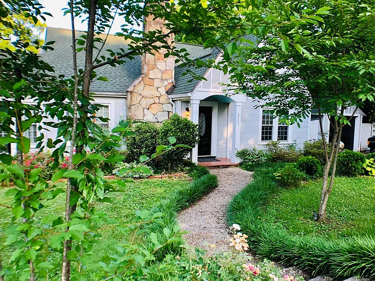 3718 Oweda Ter — Photo 37