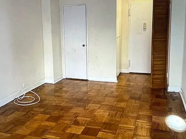 77 East 12th Street image 1 of 8