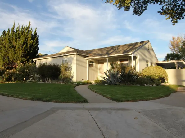 8028 Paso Robles Ave, Van Nuys, CA 91406