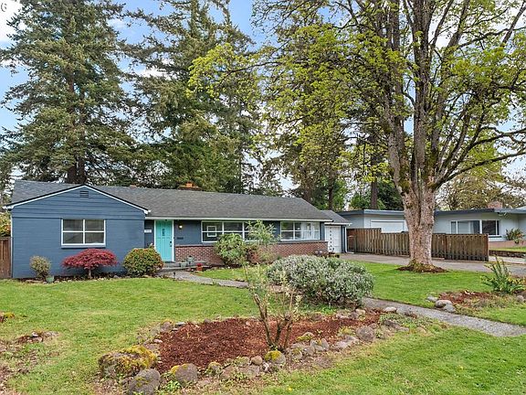 4th image of 856 NE 113th Ave