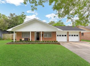 9521 Kerrwood Ln, Houston, TX 77080