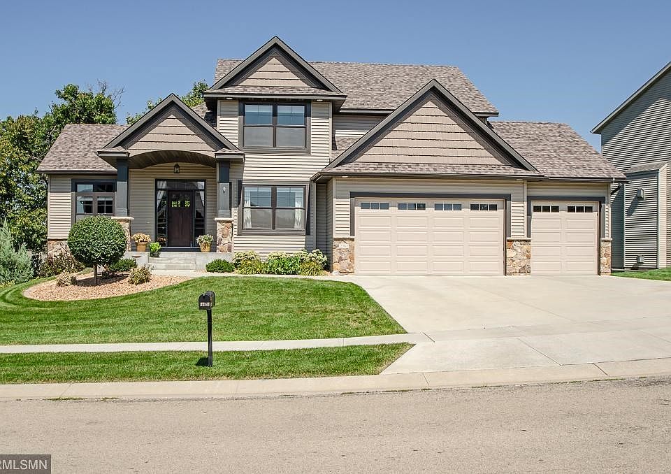 Stunning 2 Story