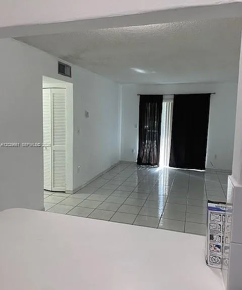 1530 SW 2nd St #101 — Photo 9