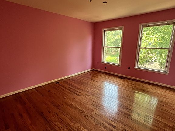5th image of 15439 Empress Way