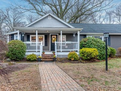 280 Draper Ave, North Attleboro, MA, 02760