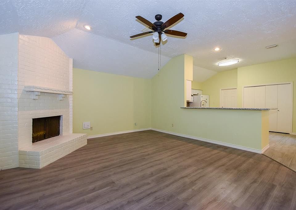 1st image of 6423 Paso Del Sol Dr