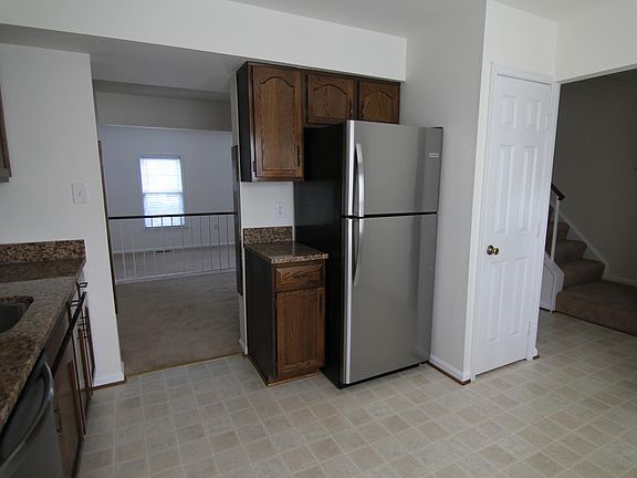 3rd image of 10329 Colony Park Dr