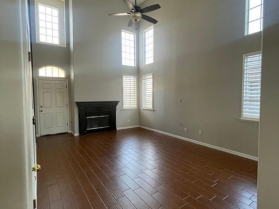 4th image of 7552 N Trellis Cir