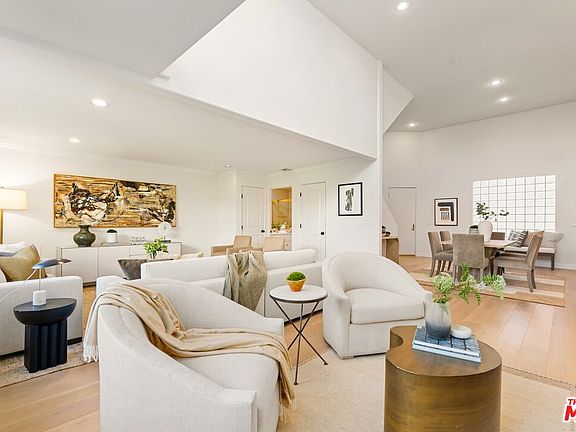 5th image of 390 S Sepulveda Blvd APT 409