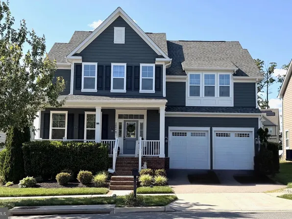 2604 Crossvine Dr, Dumfries, VA 22026