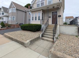 586 Main St #2, Medford, MA 02155