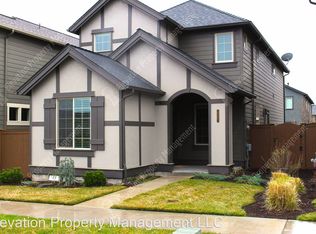 20803 NE Smoke Stack Ln, Bend, OR 97701