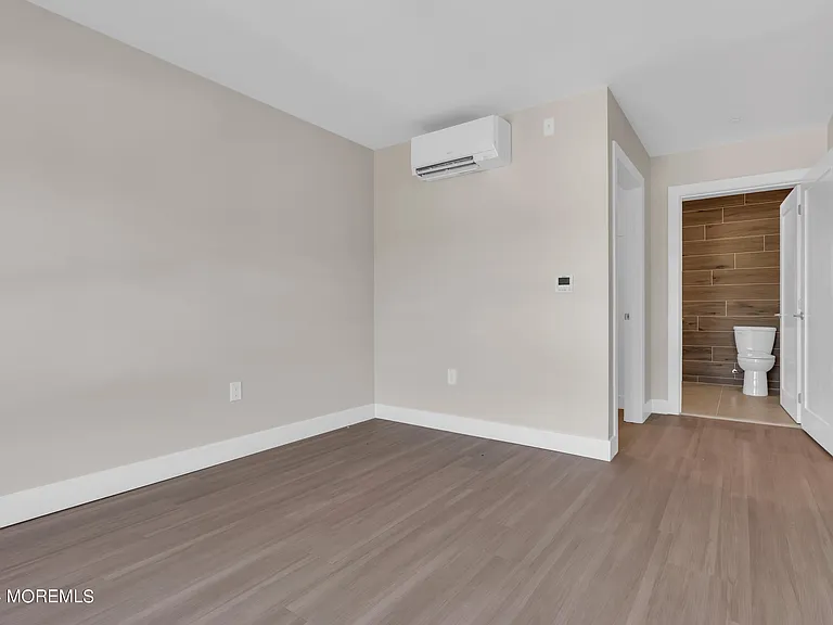 27 3rd Ave #202 — Photo 17