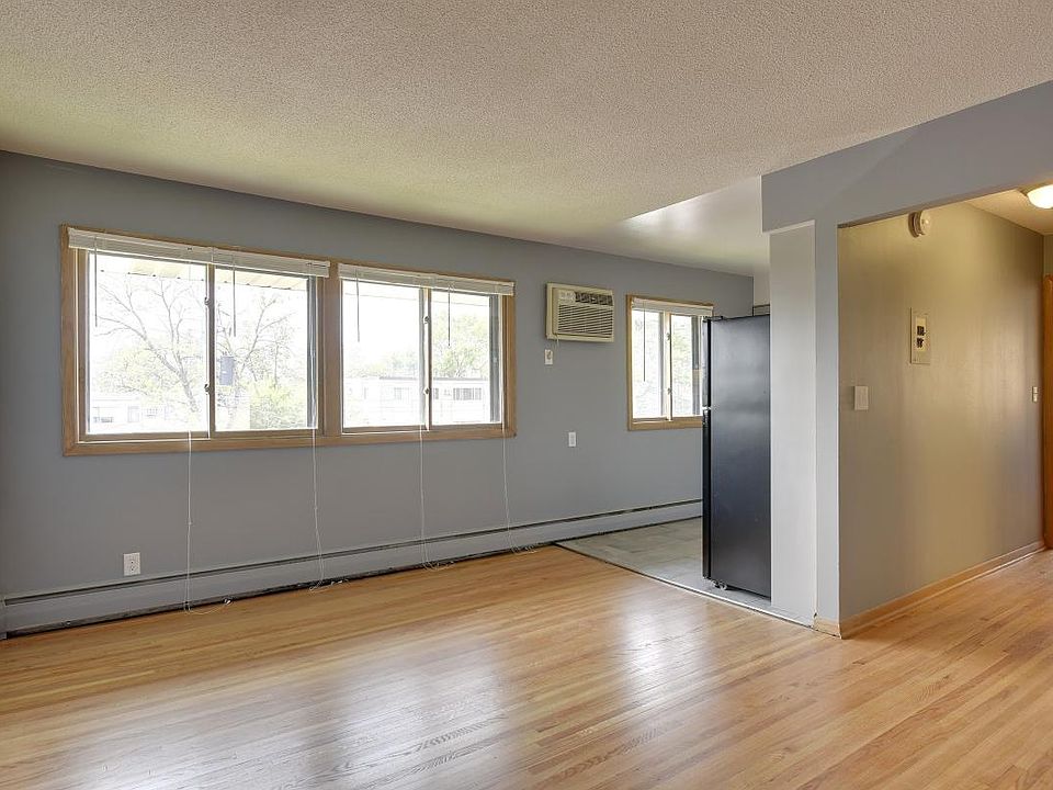 Entry and Living Area