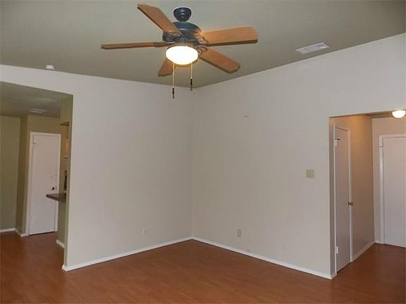 5th image of 2609 Carlow Dr