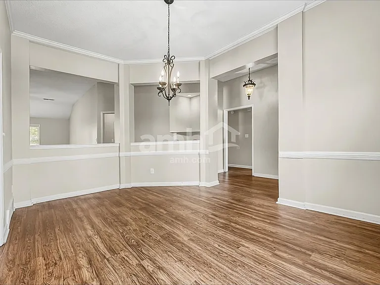 9289 Oakengate Cv — Photo 6