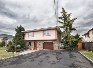 112 Mount Pleasant Ave, Wallington, NJ 07057