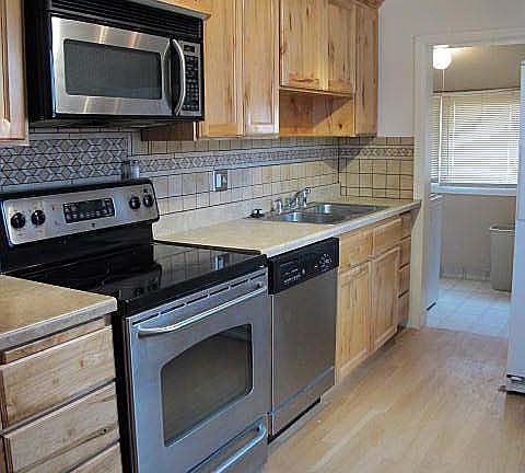 5th image of 375 11th St