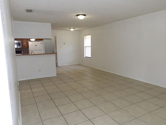 2nd image of 15942 Shoshone Dr
