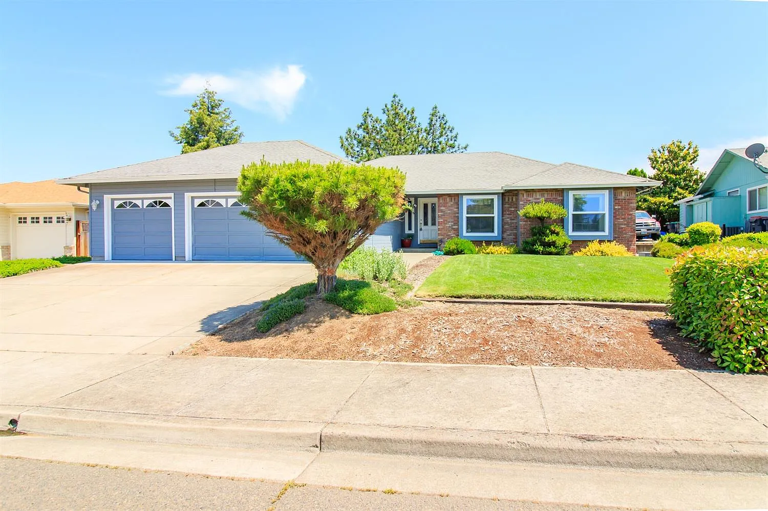 2460 Northbrook Cir photo 1